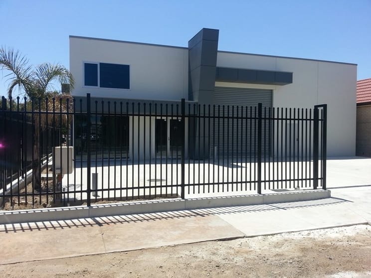 Click to view all images 7 Gracechurch Street Port Adelaide SA 5015 - Image 2