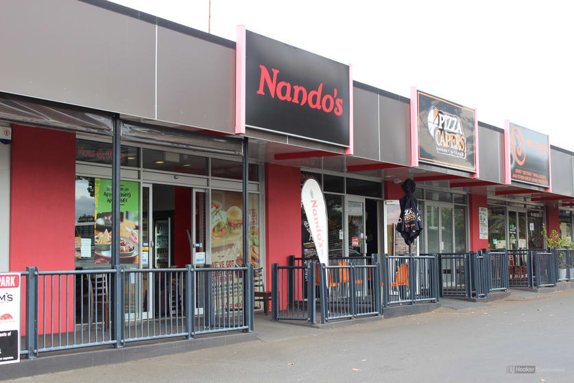Click to view all images Shop 1/182 Hume Street East Toowoomba QLD 4350 - Image 1