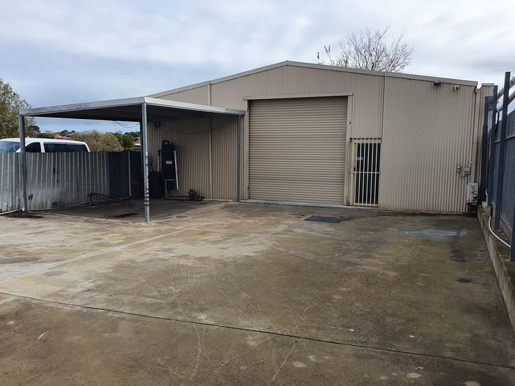 Click to view all images Rear 342 Main North Road Blair Athol SA 5084 - Image 1