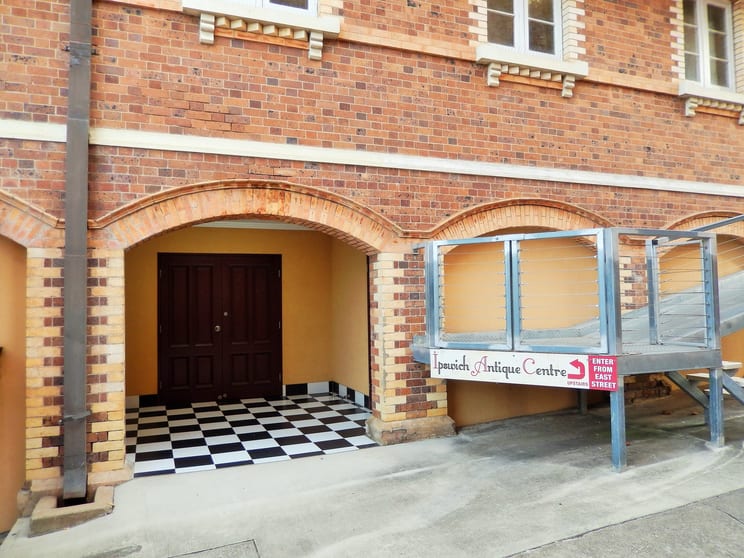 Click to view all images 86 East Street Ipswich QLD 4305 - Image 3