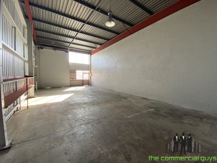 Click to view all images 1/11 Leanne Cres Lawnton QLD 4501 - Image 3