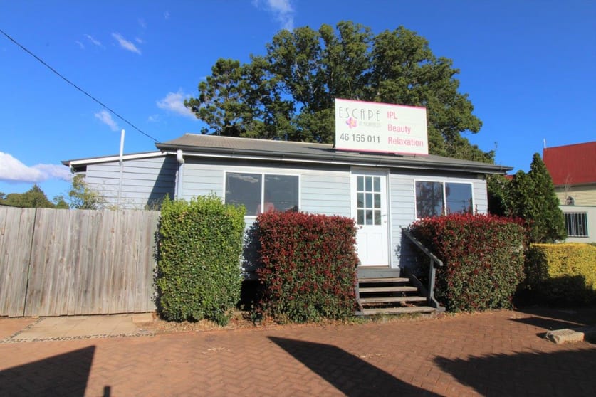 Click to view all images 1a/10517 New England Highway Highfields QLD 4352 - Image 1