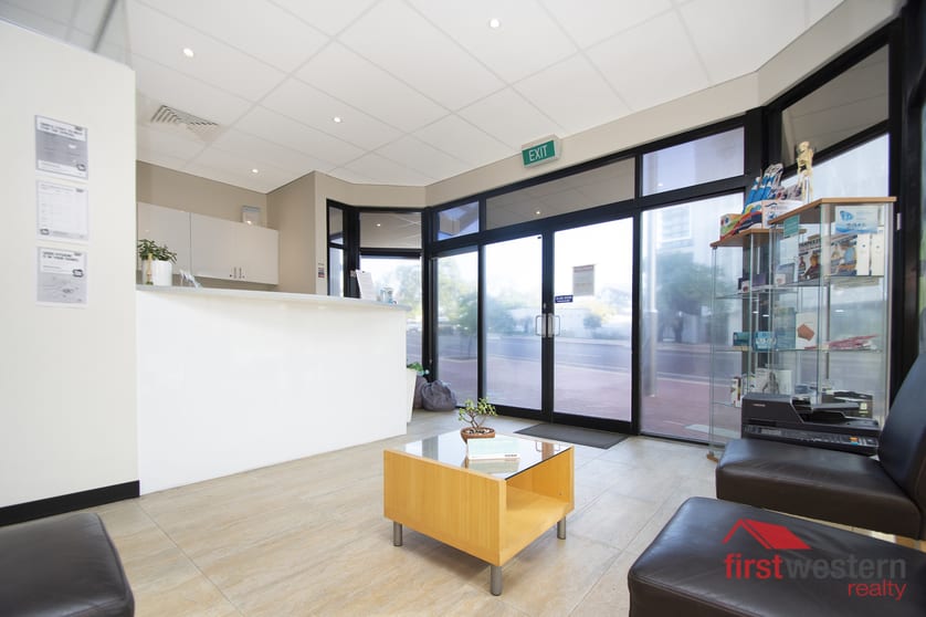 Click to view all images 1/17 Davidson Terrace Joondalup WA 6027 - Image 3