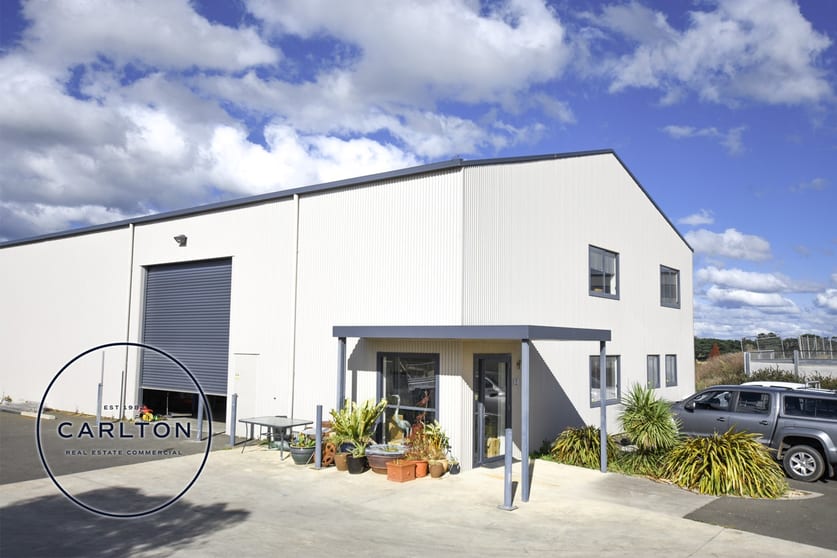 Click to view all images 1/13 Old Dairy Close Moss Vale NSW 2577 - Image 1