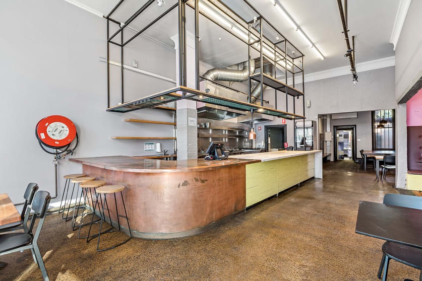 Click to view all images 148 Chapel Street Windsor VIC 3181 - Image 2