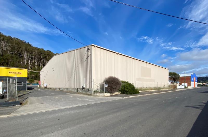 Click to view all images 50-56 Main Road Wivenhoe TAS 7320 - Image 2