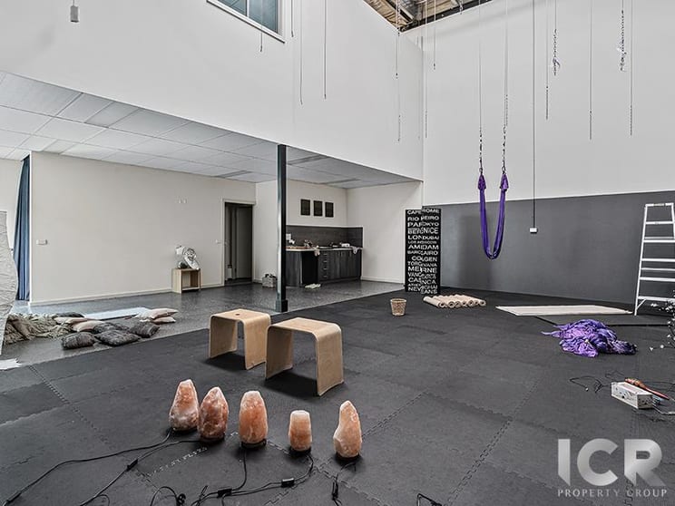 Click to view all images Unit 1/51 Willandra Drive Epping VIC 3076 - Image 2