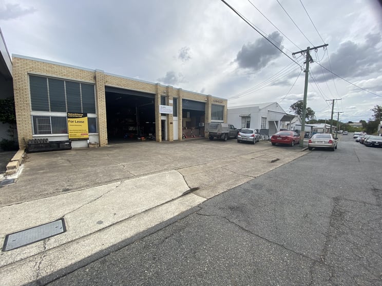 Click to view all images 26 Baldock Street Moorooka QLD 4105 - Image 3