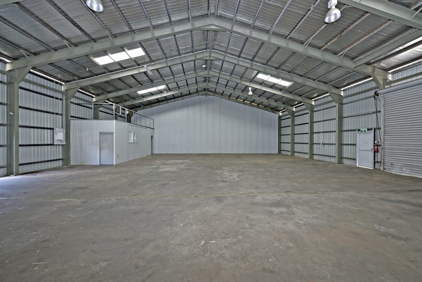 Click to view all images 2/51 Albatross Street Winnellie NT 0820 - Image 3