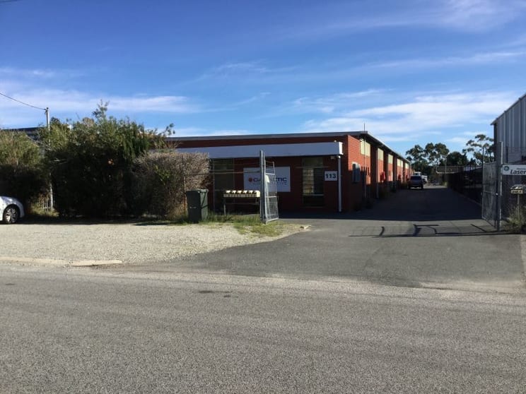 Click to view all images 4/113 President Welshpool WA 6106 - Image 1