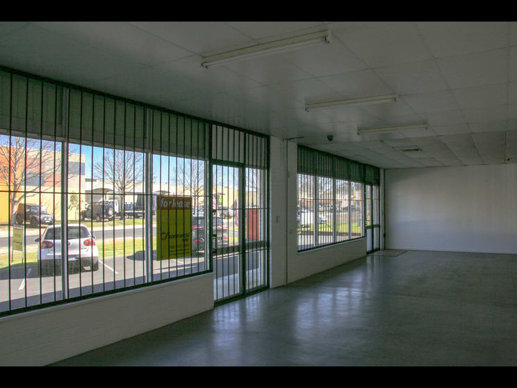 Click to view all images Units 2 & 3/61 Albert Road East Bunbury WA 6230 - Image 2