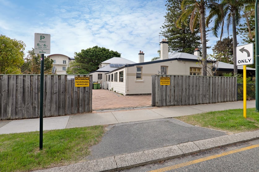 Click to view all images 49 Labouchere Road South Perth WA 6151 - Image 3
