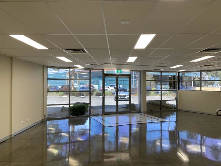Unit 3/Unit 3 - 49 Bertie St Port Melbourne VIC 3207 - Image 3
