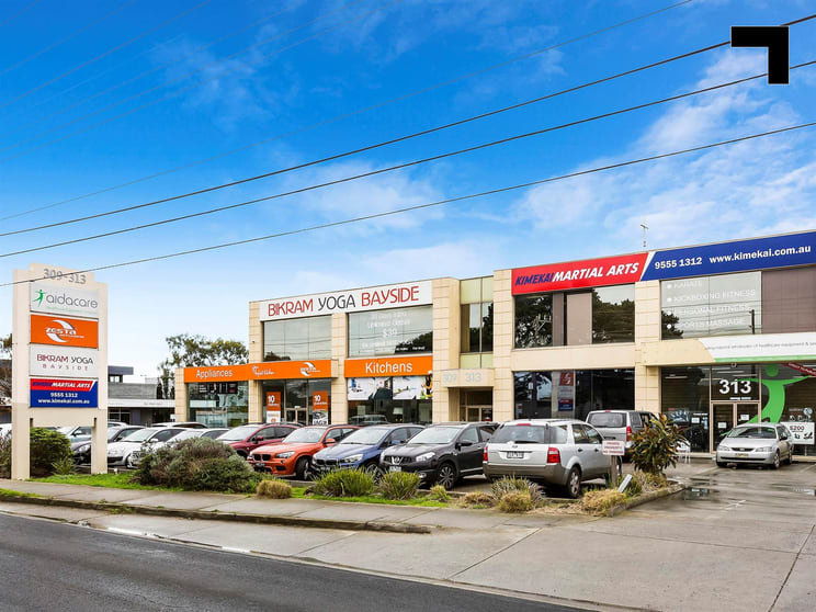 Click to view all images 1/309 Warrigal Road Cheltenham VIC 3192 - Image 2