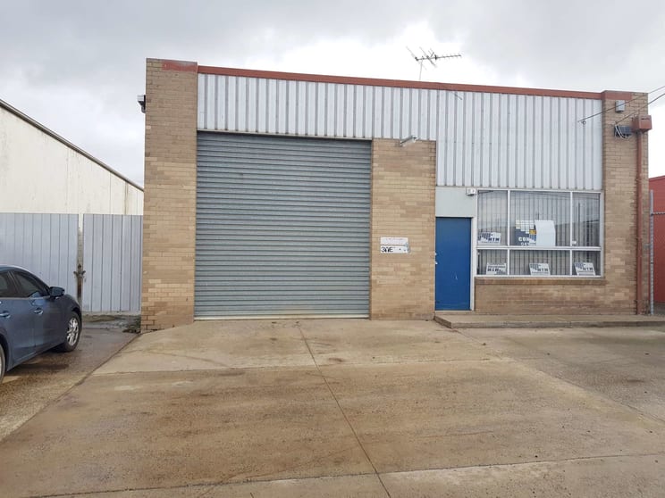 Click to view all images 10 Freedman Street North Geelong VIC 3215 - Image 1