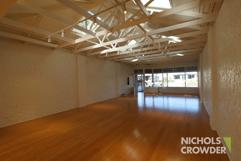 Click to view all images 172 Ocean Beach Road Sorrento VIC 3943 - Image 2