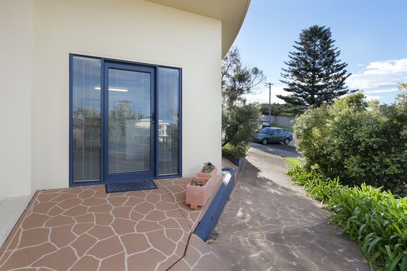 Click to view all images 3/18 Tingira Crescent Kiama NSW 2533 - Image 1