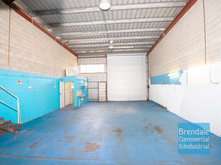 Click to view all images Unit 4/20 Paisley Dr Lawnton QLD 4501 - Image 3