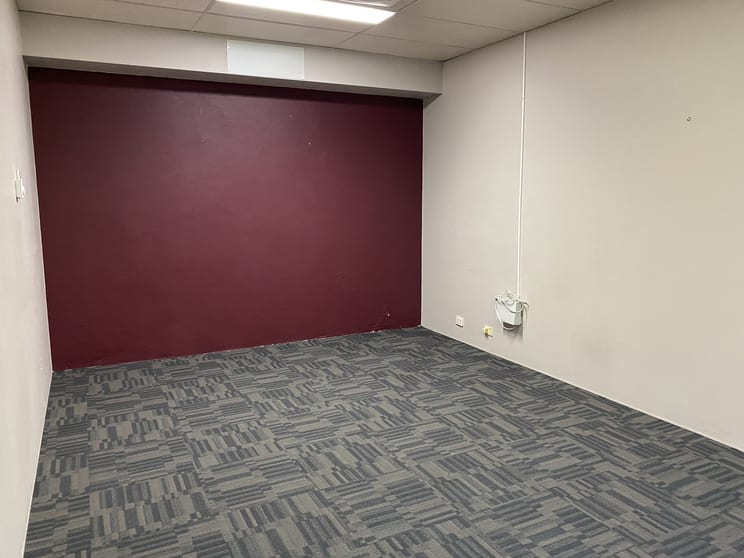 Click to view all images 16/328 Albany Hwy Victoria Park WA 6100 - Image 3