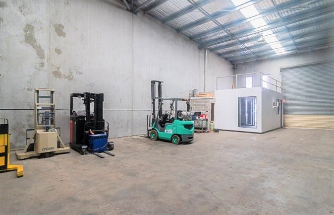 Click to view all images Arndell Park NSW 2148 - Image 2