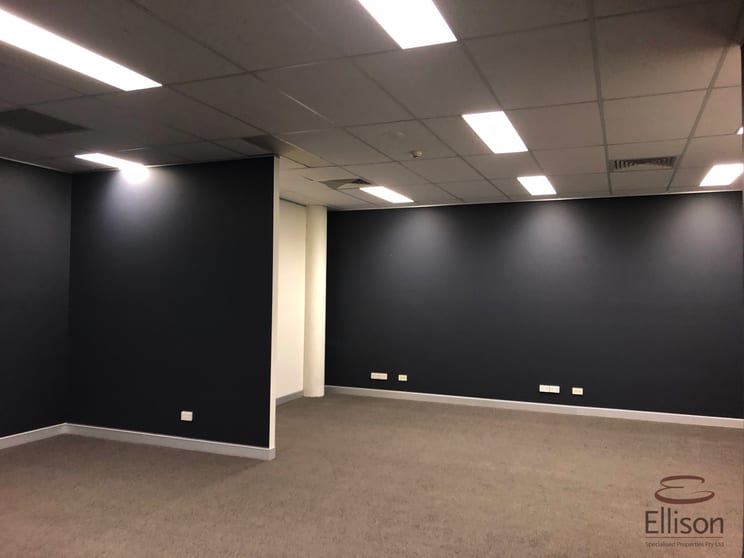 Click to view all images 5/3990 Pacific Highway Loganholme QLD 4129 - Image 2