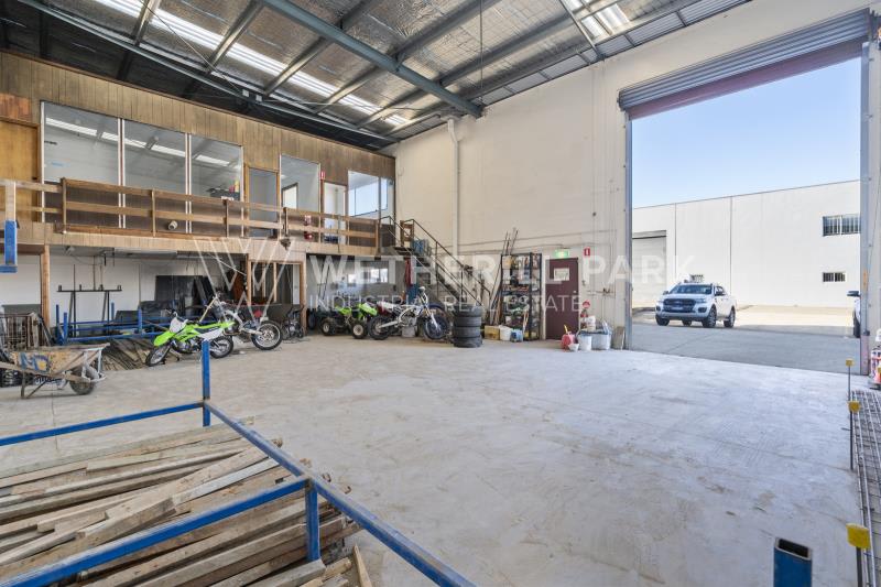 Click to view all images Wetherill Park NSW 2164 - Image 2