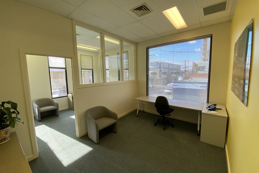 4/308 Centre Road Bentleigh VIC 3204 - Image 2