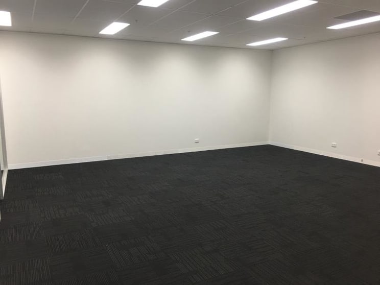 Click to view all images Suite 8/8/622 Ferntree Gully Road Wheelers Hill VIC 3150 - Image 3