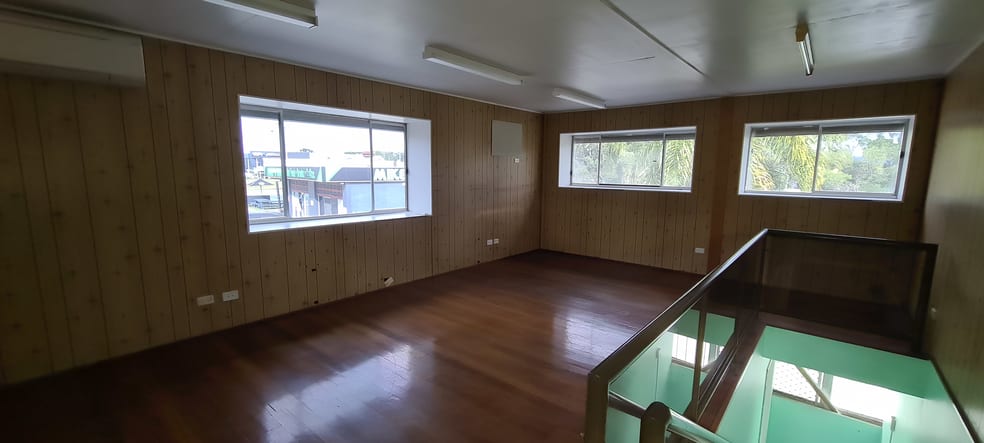 Click to view all images 3/1-3 Bailey Crescent Southport QLD 4215 - Image 3
