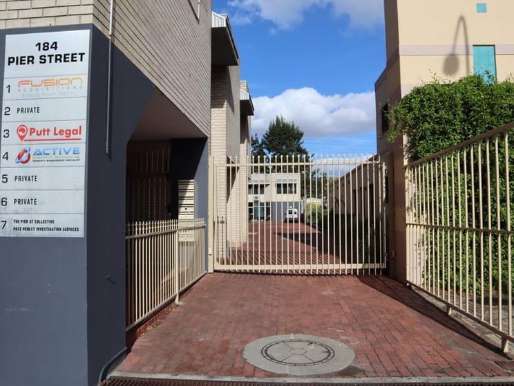 Click to view all images 1/184 Pier Street Perth WA 6000 - Image 3