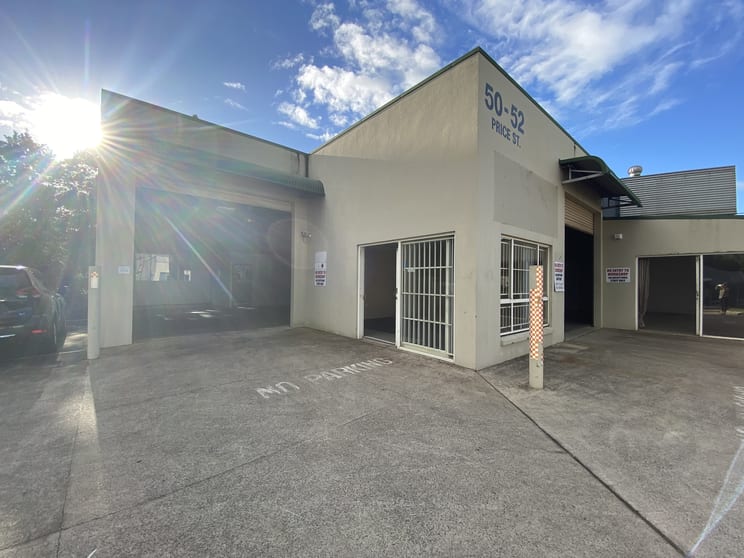 Click to view all images 1/50-52 Price Street Nambour QLD 4560 - Image 1