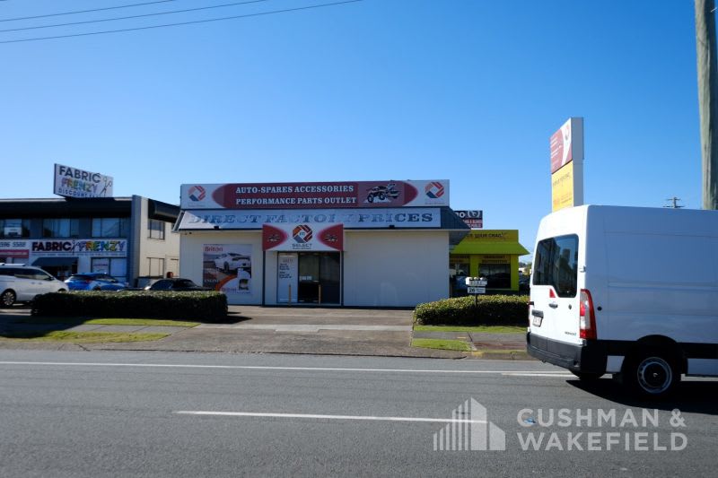 Click to view all images Unit 1/26 Spencer Road Nerang QLD 4211 - Image 2