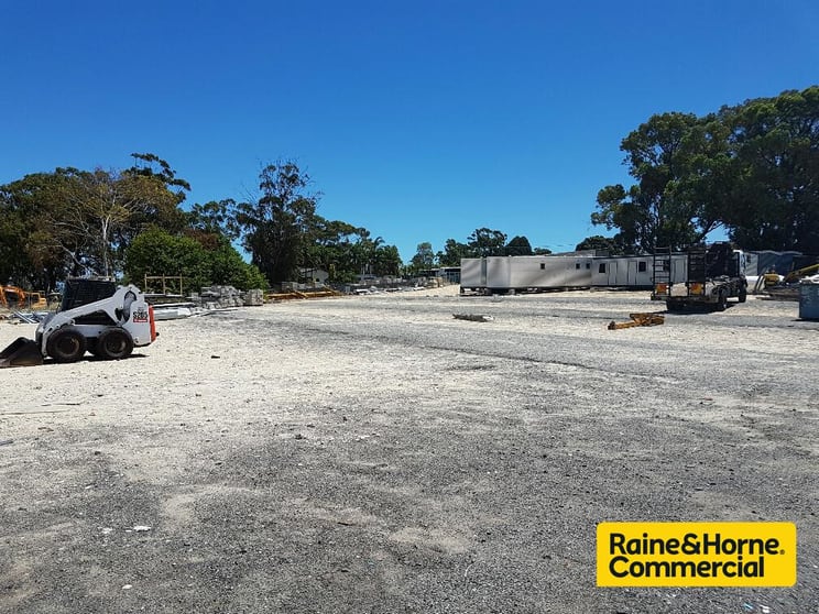 Click to view all images 108 Windsor Road Wangara WA 6065 - Image 2