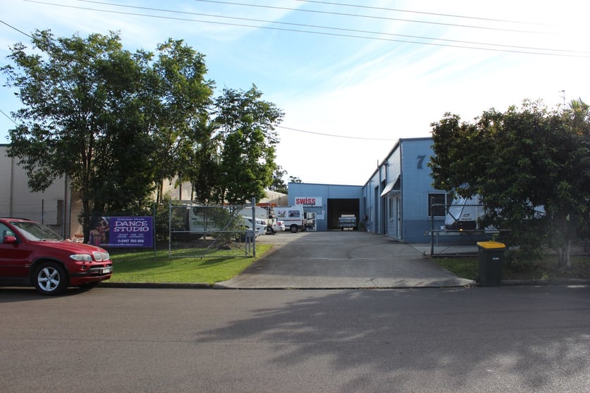 Click to view all images 3/7 Endeavour Drive Kunda Park QLD 4556 - Image 1