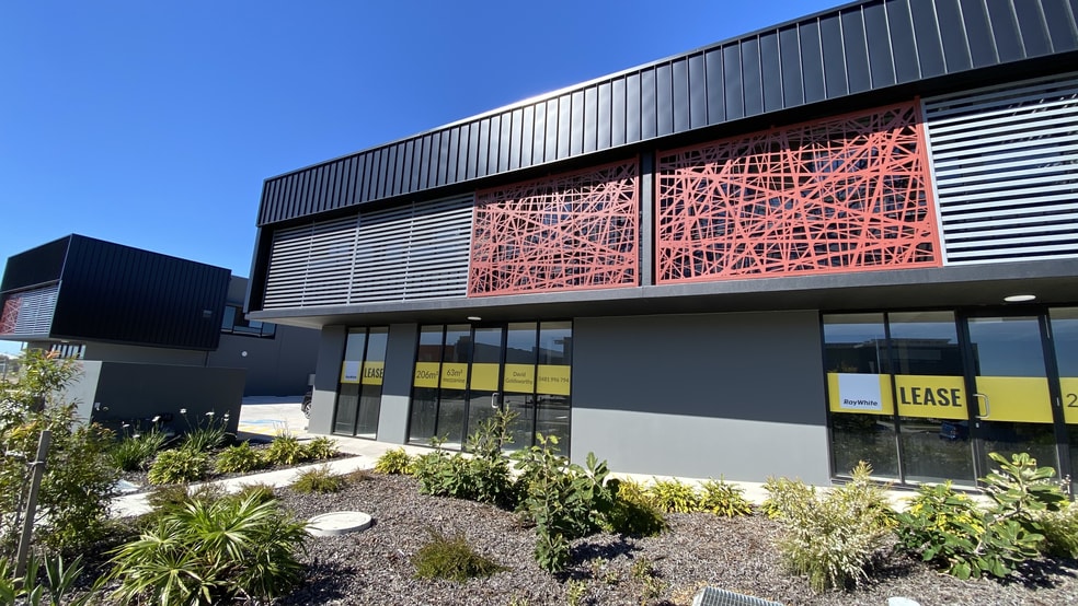 Click to view all images 6/24-26 Hancock Way Baringa QLD 4551 - Image 3