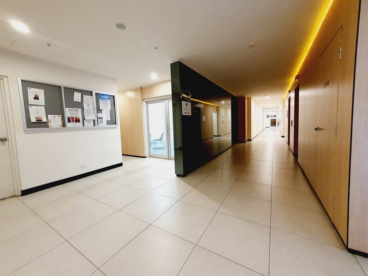 Click to view all images Suite 1/33 Racecourse Road North Melbourne VIC 3051 - Image 3