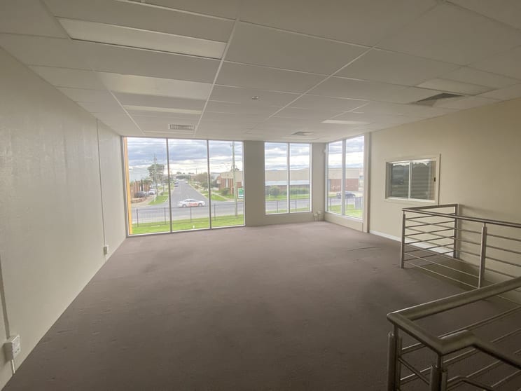 Click to view all images 52 Abbotts Road Dandenong South VIC 3175 - Image 2