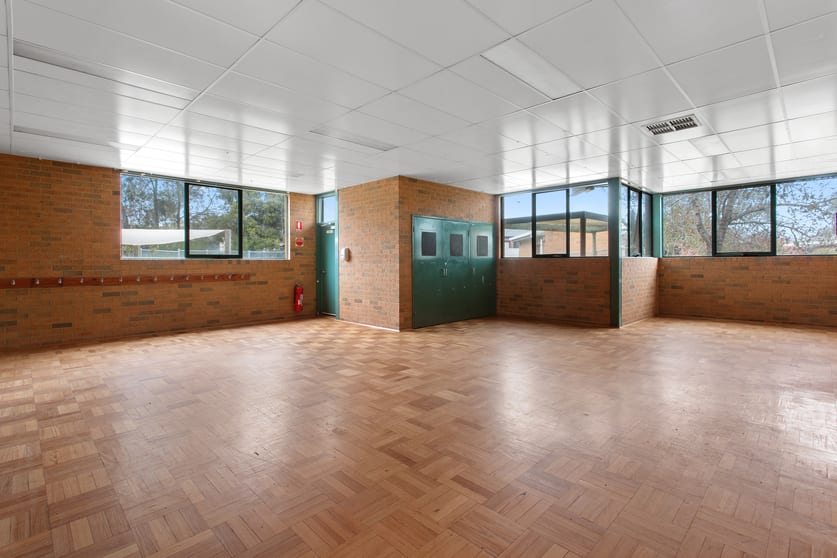 Click to view all images 20 Townsend Street Flora Hill VIC 3550 - Image 3