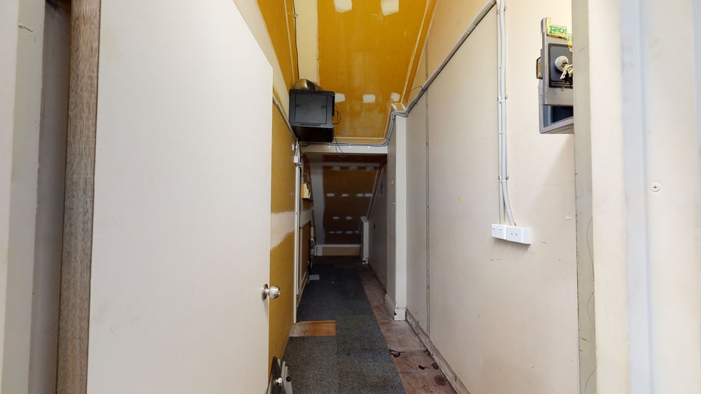 Click to view all images 450 High Street Maitland NSW 2320 - Image 3