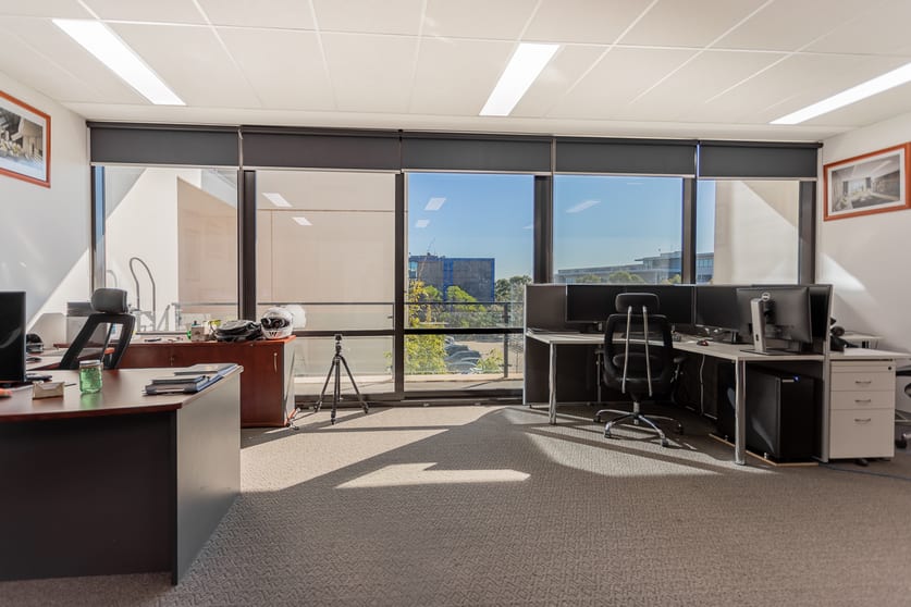 Click to view all images 3.02/29-31 Lexington Drive Bella Vista NSW 2153 - Image 2