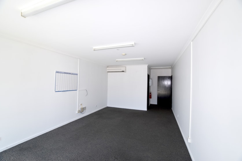 Click to view all images 3/14 Roseanna Street Clinton QLD 4680 - Image 3