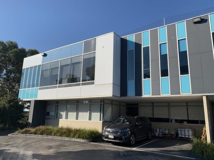 Click to view all images Unit 2/Unit 2 / 20 Sabre Dr Port Melbourne VIC 3207 - Image 1