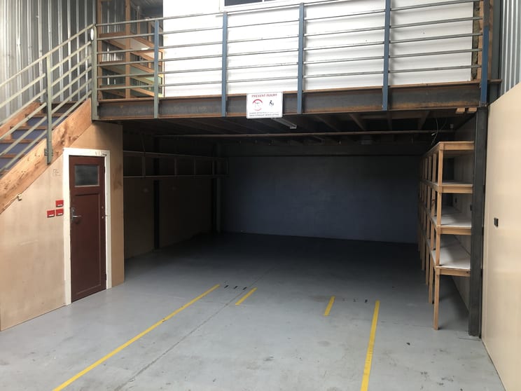 Click to view all images 26/7-9 Glenbarry Road Campbellfield VIC 3061 - Image 3