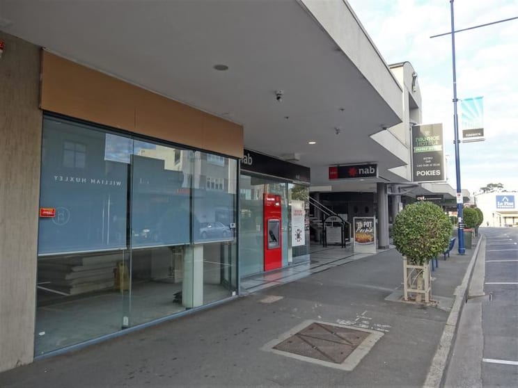 Click to view all images 124 Upper Heidelberg Road Ivanhoe VIC 3079 - Image 3