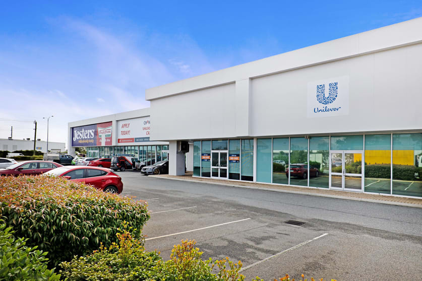 Click to view all images Unit 7, 190 Bannister Road Canning Vale WA 6155 - Image 3