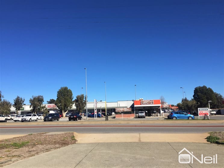Click to view all images 3/85 Champion Drive Seville Grove WA 6112 - Image 2