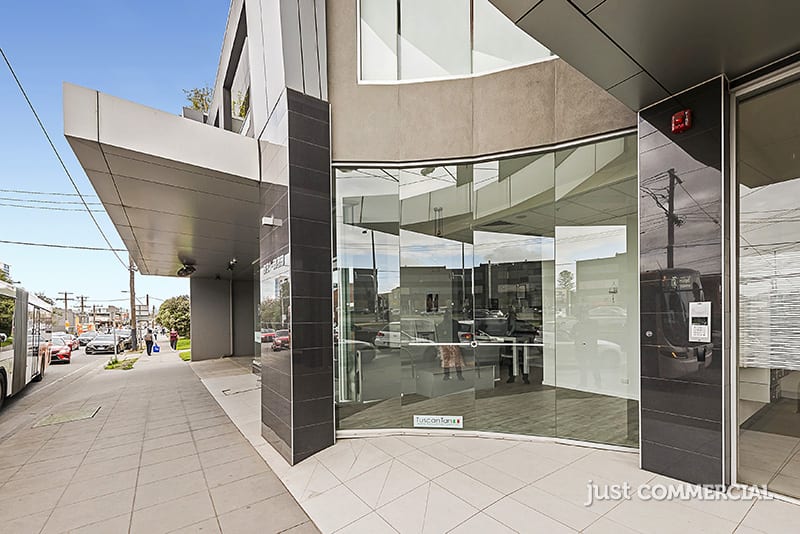 Click to view all images 4/321-323 Charman Road Cheltenham VIC 3192 - Image 2