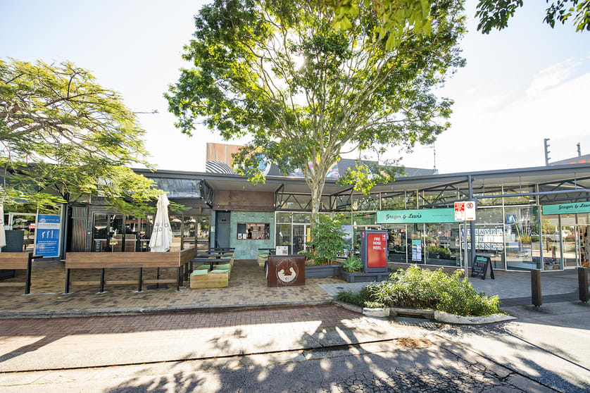 Click to view all images Shops 2&3/1 Arcadia Street Noosa Heads QLD 4567 - Image 2