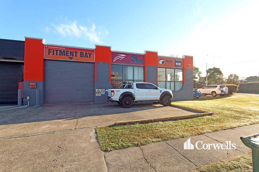 Click to view all images 1/3401 Pacific Highway Slacks Creek QLD 4127 - Image 3