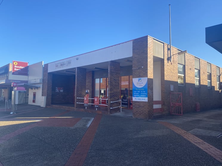 Click to view all images 1/37 Princes Highway Fairy Meadow NSW 2519 - Image 1